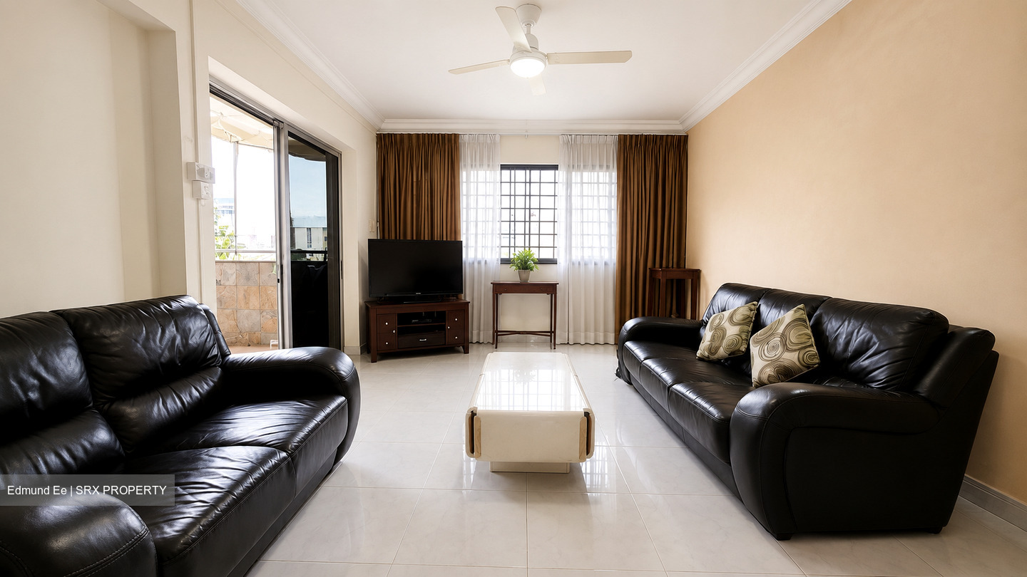 Blk 539 Serangoon North Avenue 4 (Serangoon), HDB Executive #579852581